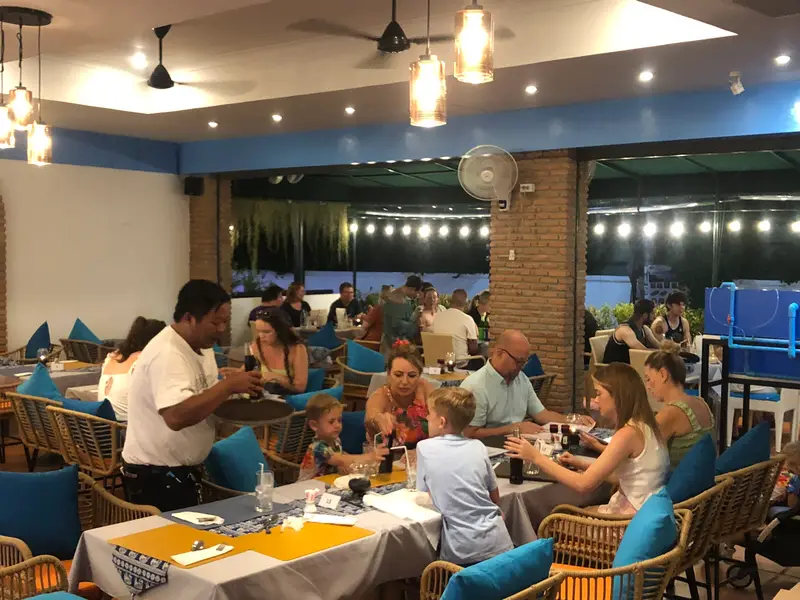 Blu Wave Thai & Seafood Bistro, photo 6