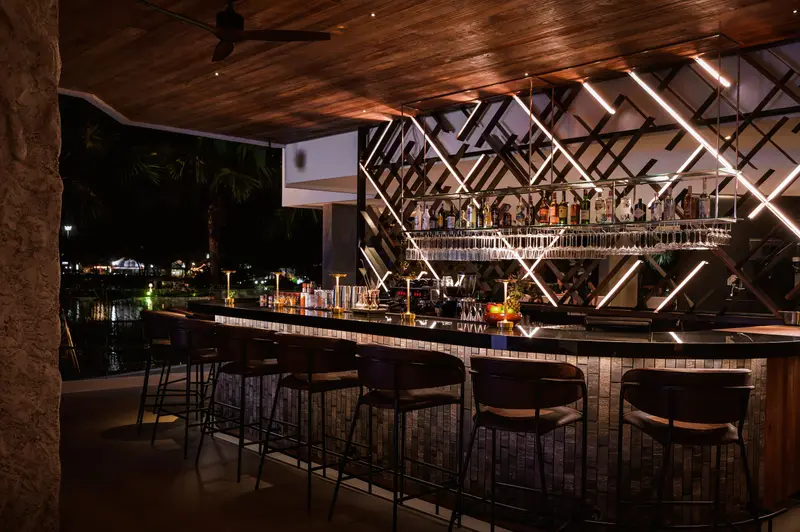 Issara Restaurant & Bar – Boat Avenue, photo 5